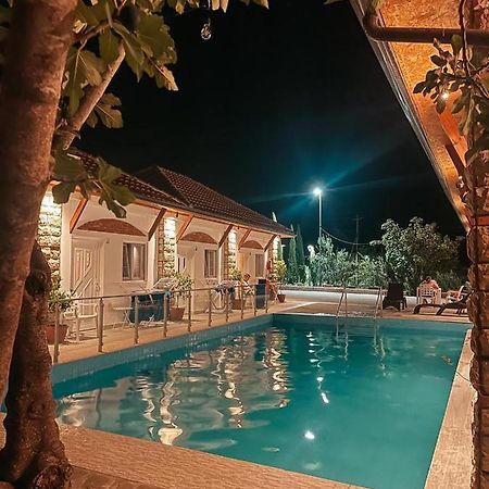 Guesthouse Lord Byron Tepelene المظهر الخارجي الصورة